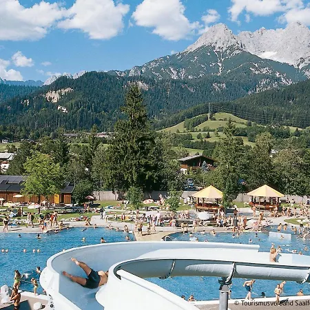 公寓 Kitzsteinhorn By Interhome